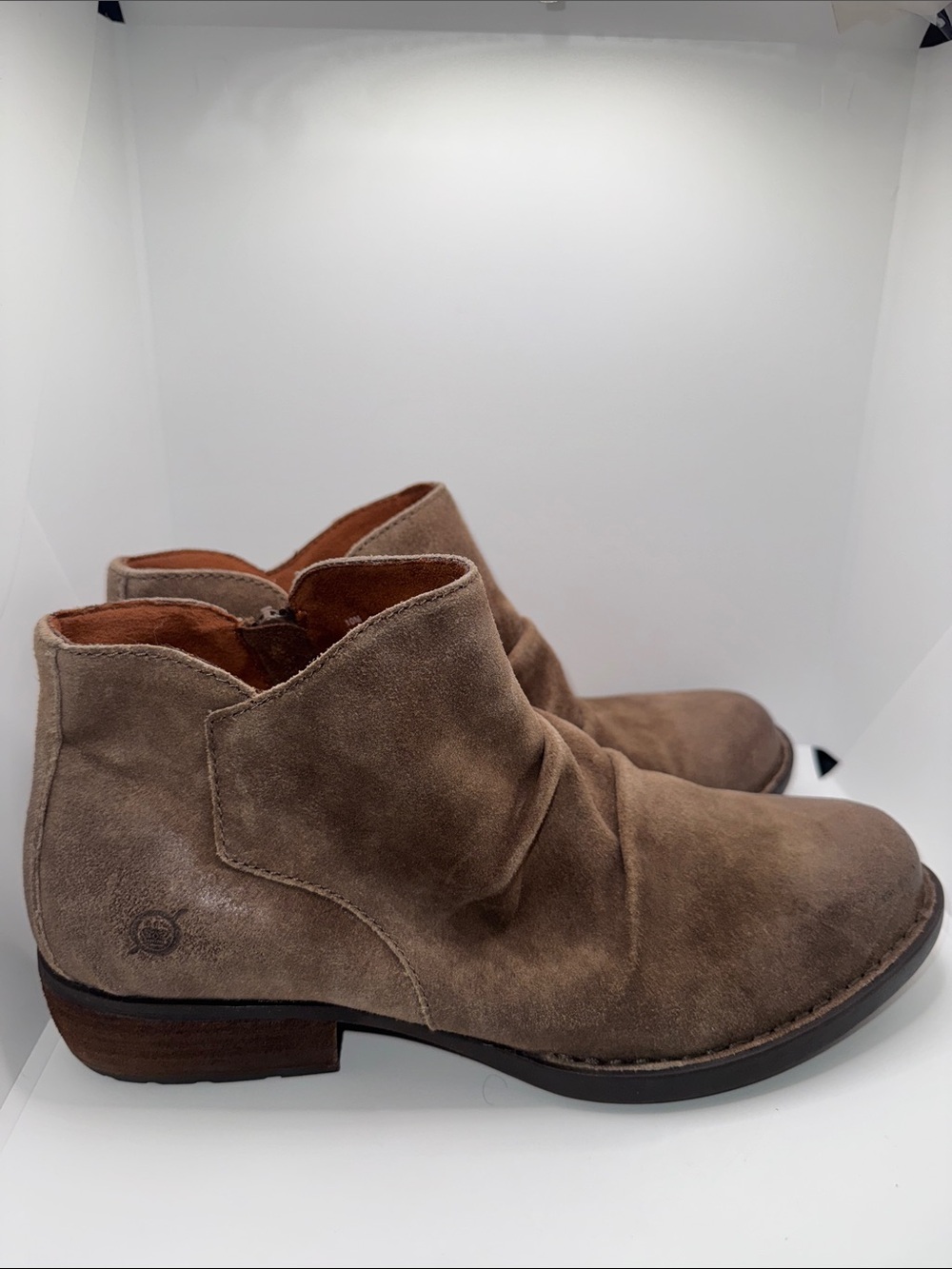 Born Adalee Ankle Boots Bootie Brown Suede Leather Women’s 10